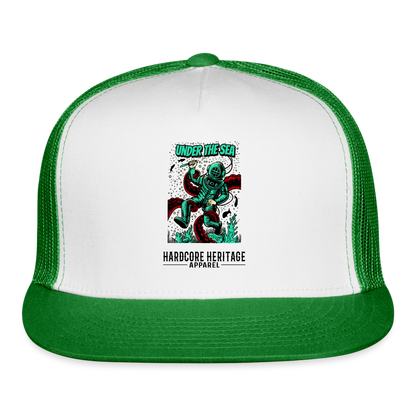 Ocean Dweller Trucker Hat - white/kelly green